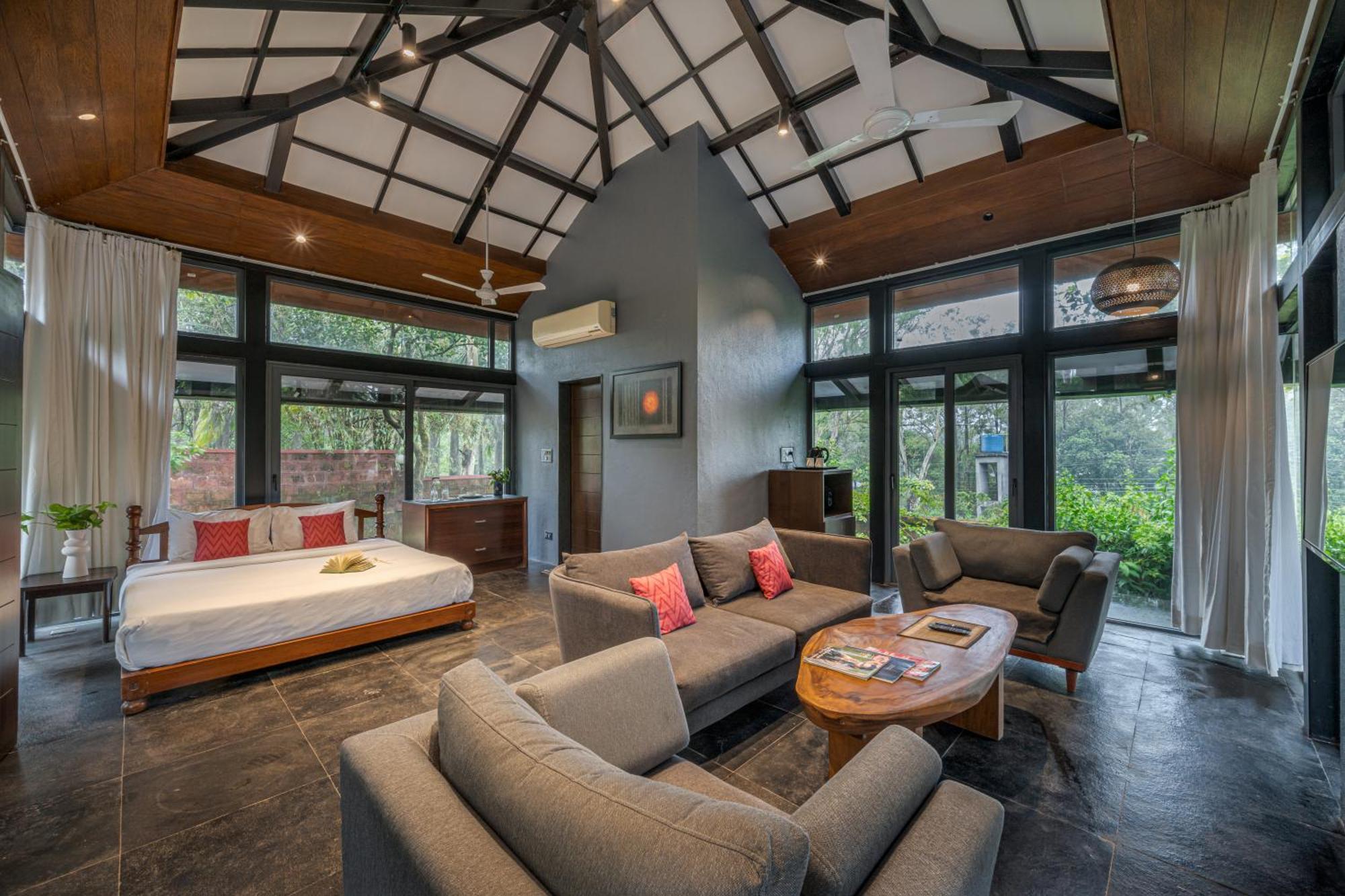 Saffronstays The Glasshouse, Panchgani - Beautiful Glass Villa For Couples Exteriör bild