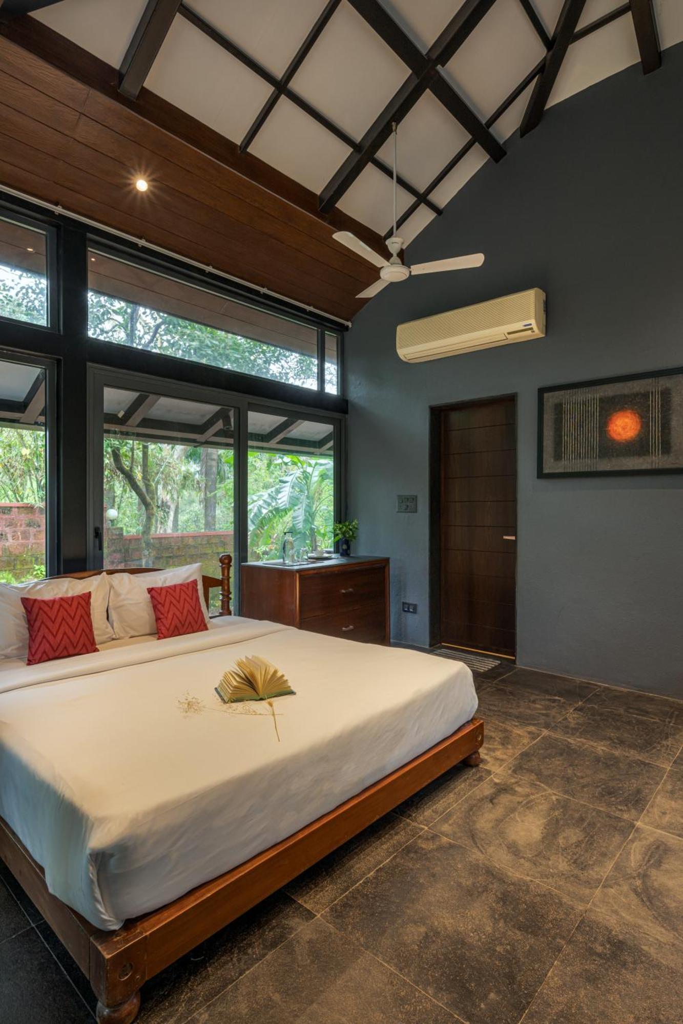 Saffronstays The Glasshouse, Panchgani - Beautiful Glass Villa For Couples Exteriör bild